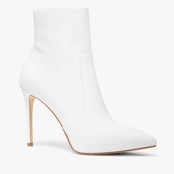 NWT Michael Kors Rue Stiletto Bootie Optic White Ankle Boot Size 6 - Picture 3 of 16